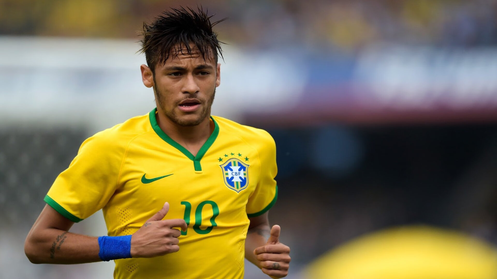 世界杯预选赛中国青年队复仇 球迷现场情绪激动，世界杯预选赛中国队第一轮